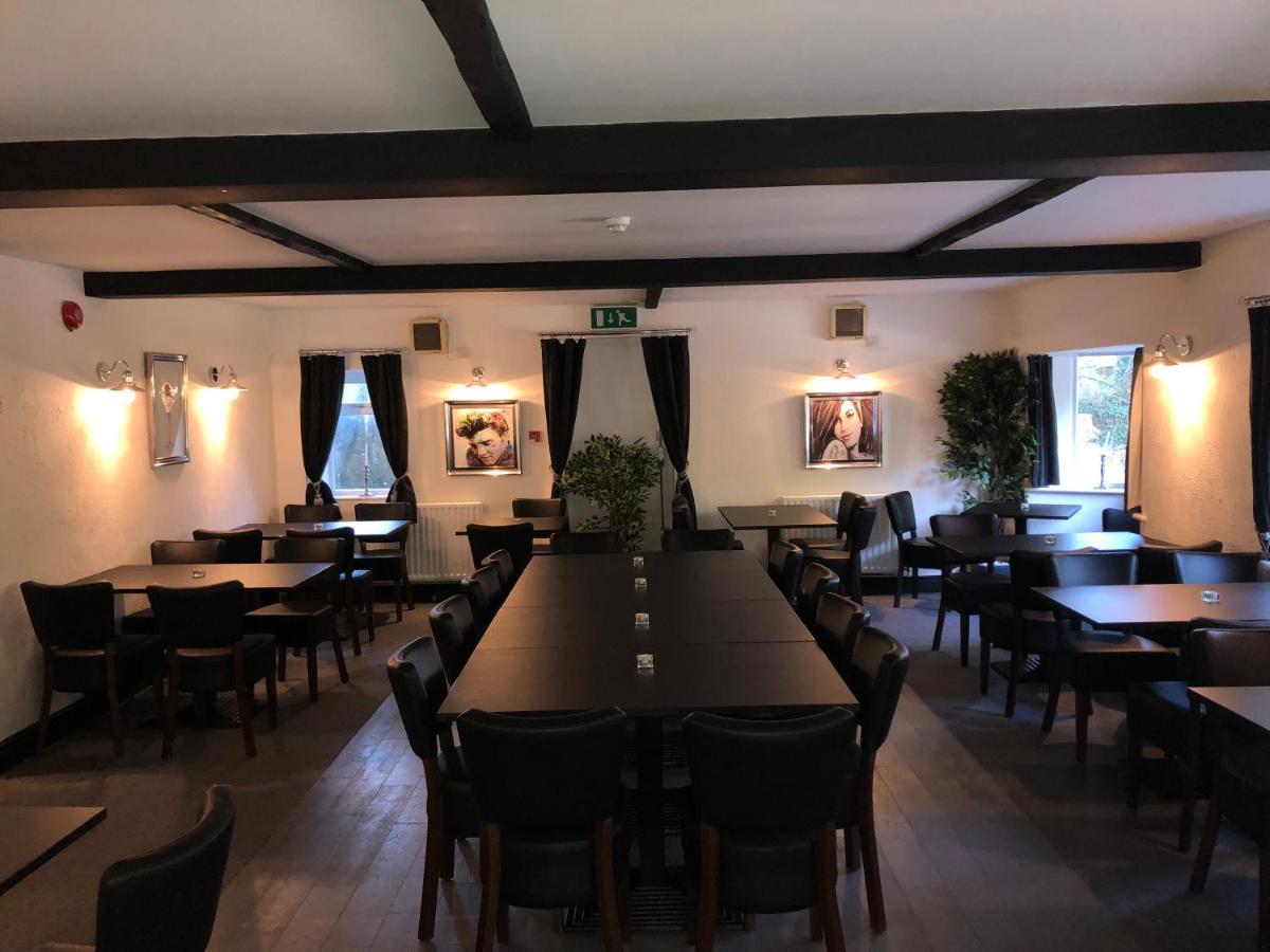 Old Hunters Lodge Whipsnade Limited エクステリア 写真